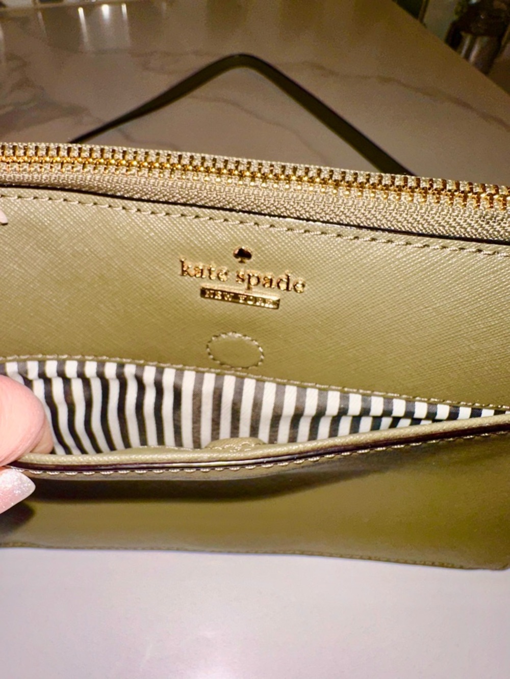 Kate Spade Cameron Street Clarise Olive Green Saffiano Leather Crossbody - Picture 6 of 8